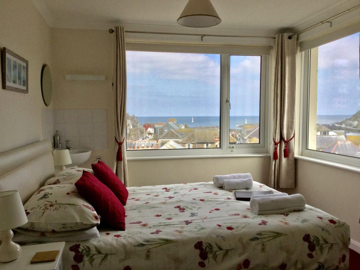Bed and Breakfast Buckingham House Мевагисси Экстерьер фото