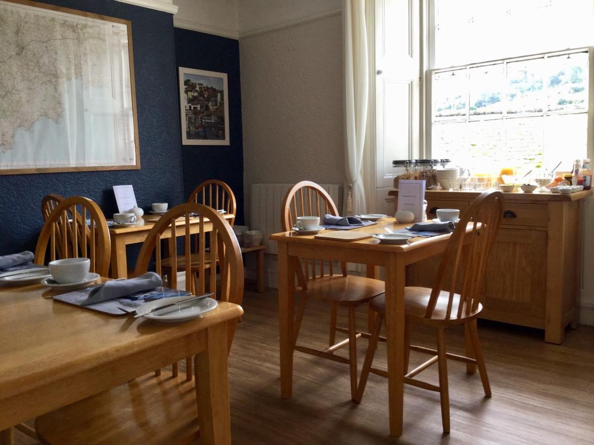 Bed and Breakfast Buckingham House Мевагисси Экстерьер фото