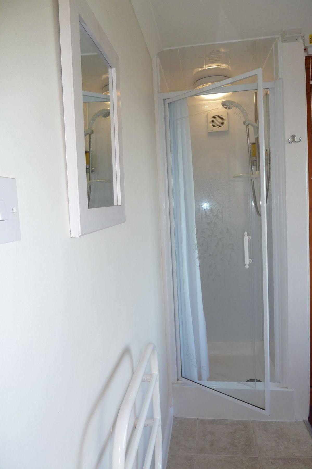 Bed and Breakfast Buckingham House Мевагисси Экстерьер фото